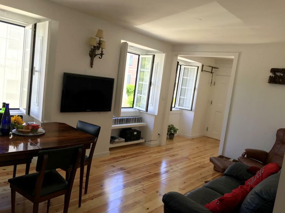Lavra Tram Apartment Lisbon Luaran gambar