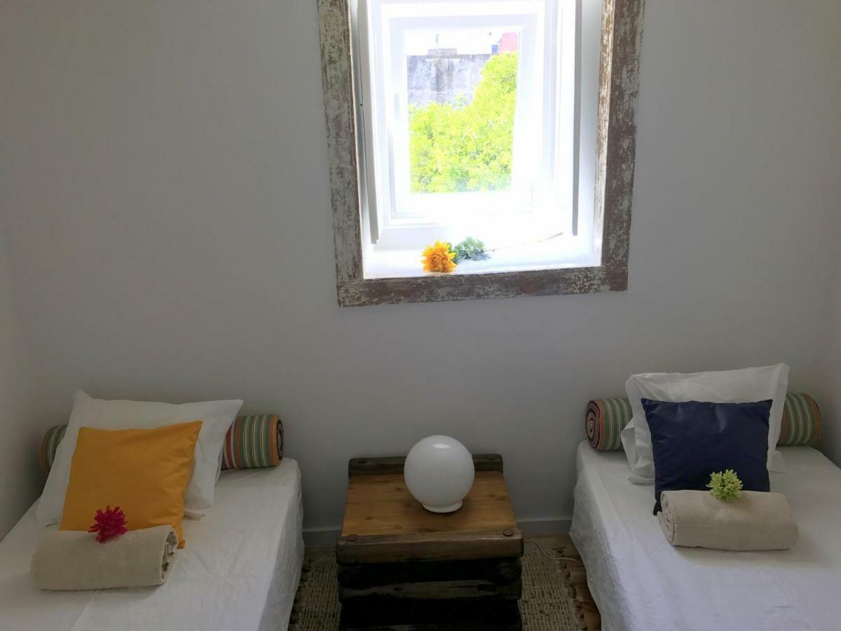 Lavra Tram Apartment Lisbon Luaran gambar
